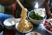 Trứng cá chuồn rán - món ăn độc đáo Cù Lao Xanh