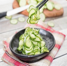Học người Nhật cách làm Salad dưa leo thơm ngon, bổ dưỡng