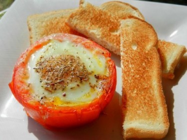 Cách làm món trứng đúc cà chua đơn giản đẹp mắt