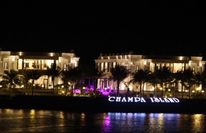 Nhà hàng Champa Island 