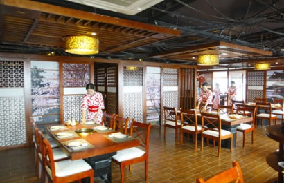  Nhà hàng Ngọc Mai Đỏ và Akari Sun
