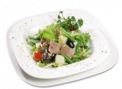 Salad cá tuna ngâm dầu 
