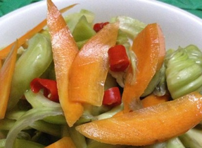 Dưa góp ngồng cải chua cay giòn giòn