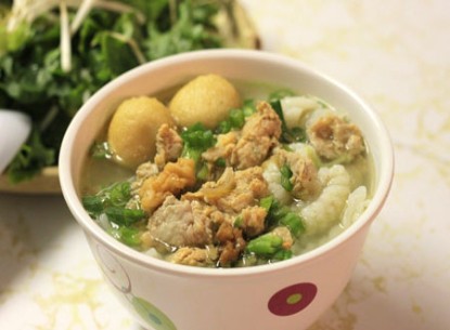 Nui gạo nấu mọc tôm