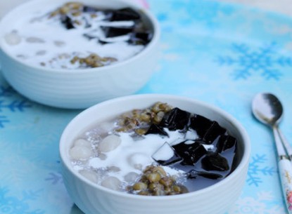 Chè đỗ xanh và thạch đen