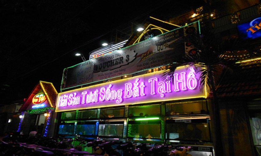 Nhà hàng Việt Phố
