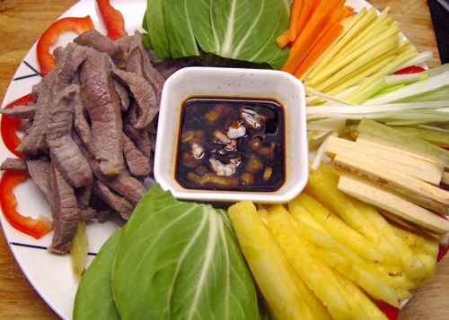Phong cách gói và cuốn của ẩm thực Việt