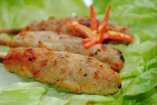 Nem lụi phố Đội Cấn 2 Nem lụi phố Đội Cấn 2