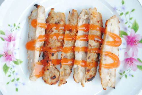 Nem lụi phố Đội Cấn 3 Nem lụi phố Đội Cấn 3