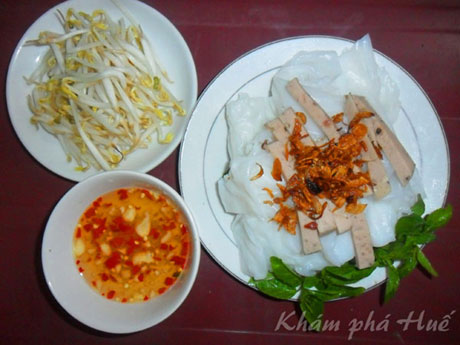 Bánh ướt chả