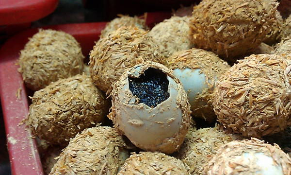 Trứng vịt bắc thảo