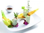 Gỏi cuốn cá hồi