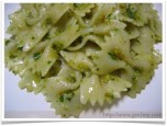 Pesto và mì Ý