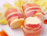 Thịt xông khói cuốn đậu hũ trứng 