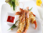 Tôm sú chiên hạnh nhân