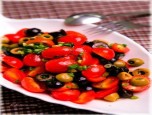 Salad cà chua bi với quả ô liu