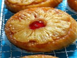 Bánh dứa nướng
