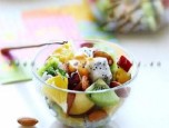 Salad với trái cây