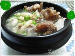 Canh đỗ trắng hầm xương