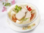 Canh cá cờ nấu măng chua
