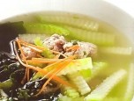Canh bí xanh rong biển
