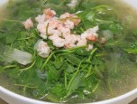 Canh rau má nấu tôm tươi