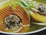 Canh bí ngô nhồi thịt