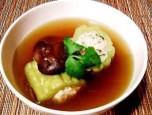 Canh mướp đắng nhồi thịt gà