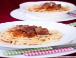 Pasta sườn nấu vang đỏ