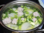 Canh mọc nấu bí đao