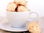 Macaroon dừa nhỏ xinh