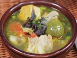 Canh cà bát nấu bung với sườn non