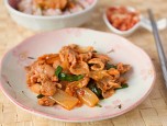 Thịt ba chỉ xào kim chi