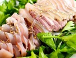 Thịt bê chấm tương bần