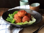 Thịt viên chiên hạt dẻ ngon cơm
