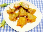 Bông bí nhồi cốm chiên giòn