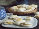 Bánh quai vạc đậu xanh sầu riêng