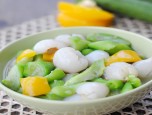 Lạ miệng vải xào mướp