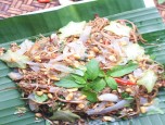 Gỏi sứa bắp chuối chua ngọt giòn giòn