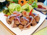 Tự làm xúc xích ngon nóng hổi tại nhà