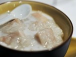 Chè đậu trắng khoai môn
