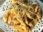 Tuyệt chiêu làm chân gà rang muối cho chồng nhắm rượu, chồng không tiếc lời khen ngợi
