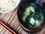 Trổ tài với công thức canh miso rong biển phong cách Nhật Bản