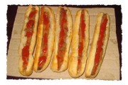 Ngon lạ bánh mì cay Hà Thành