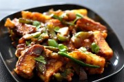 Vào bếp với món đậu xốt gia vị tối mùa đông lạnh giá