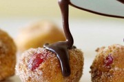 Ngọt ngào bánh anh đào Chocolate