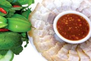 Món ngon Tiền Giang: Mắm còng lột