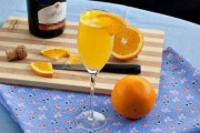 Cách làm cocktail Mimosa trong 5 phút