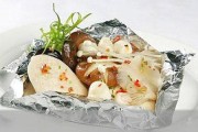 Lưu ý khi dùng giấy bạc gói thức ăn