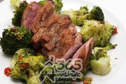 Cách chế biến món Salad ức vịt và lơ xanh